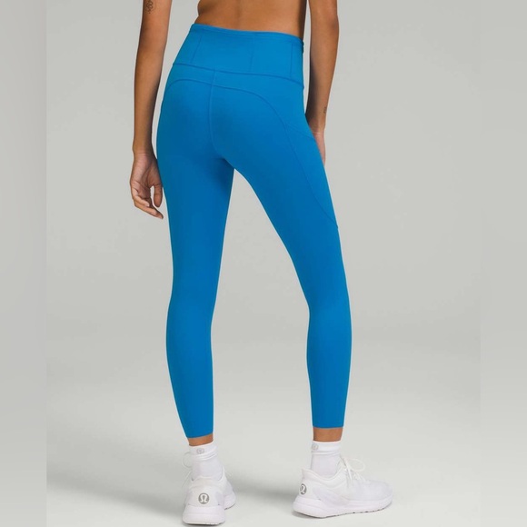 EUC Lululemon Fast and Free High-Rise Tight 25" in Poolside - Picture 3 of 4